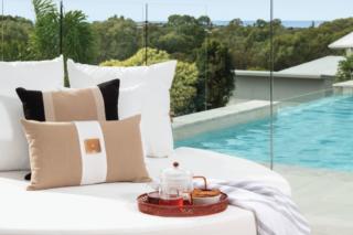 Endeavour Draw 438 Photo